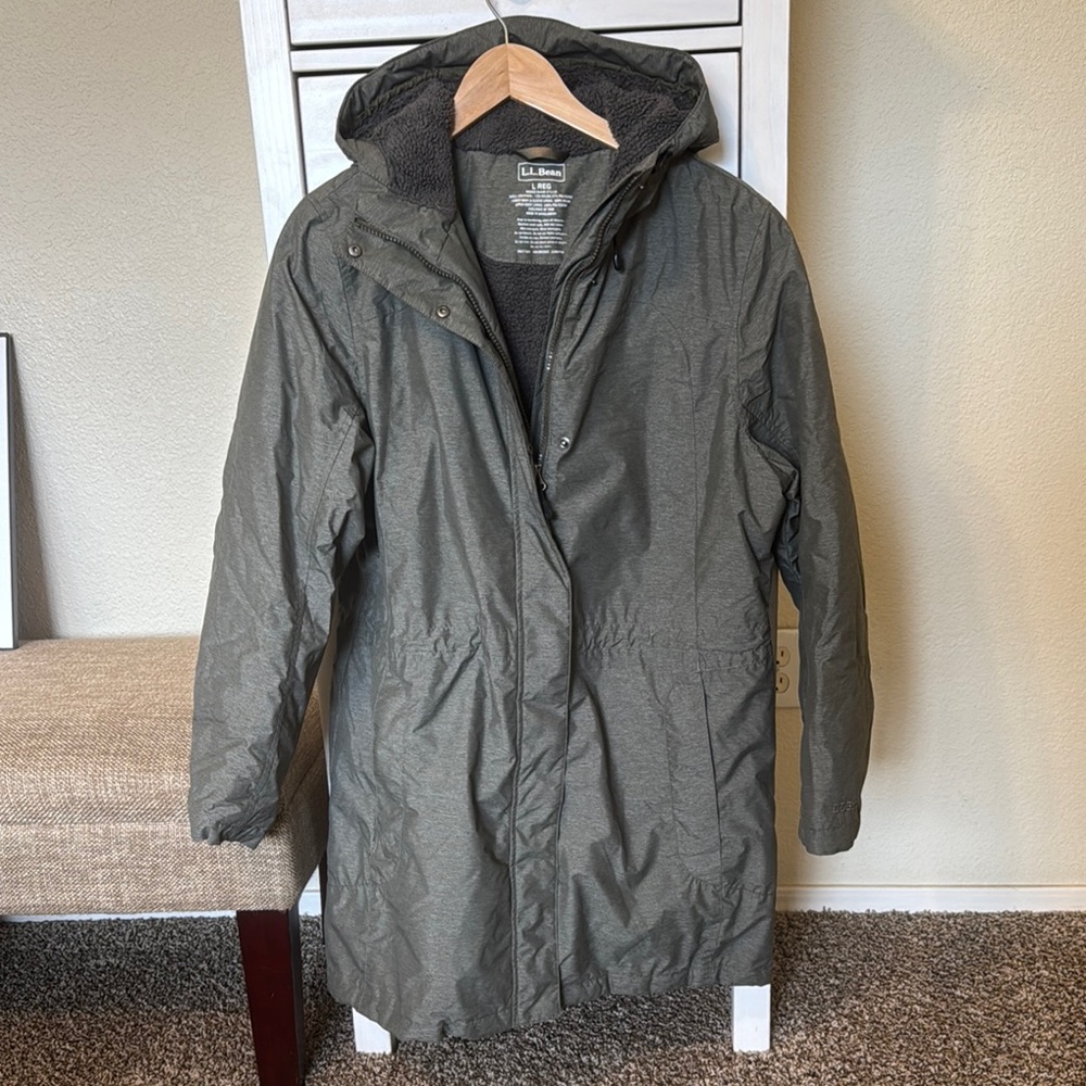 L.L. Bean Green Winter Warmer Coat Size L